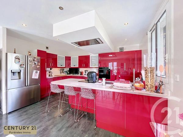 Maison à vendre  5 pièces - 150 m 2   BAGNERES DE LUCHON  - 31