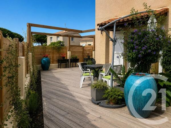 Maison à vendre  5 pièces - 110 m 2   LE GRAU DU ROI  - 30