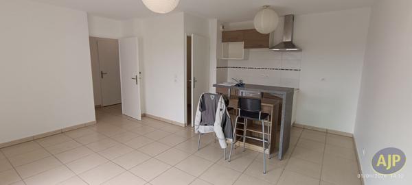Appartement à louer Cestas : 2 pièces, 44m² avec 1 chambre(s) à 720€ - AJP Immobilier Pessac