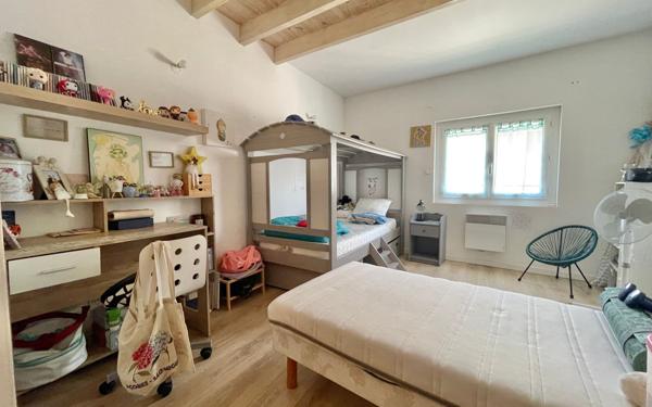 Maison à vendre    3 pièces •  Vauvert