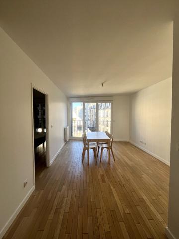 2P NEUF EN ETAGE ELEVE LUMINEUX