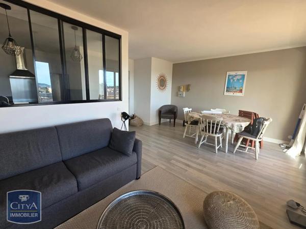 Appartement à louer 2 pièces 49.6m²