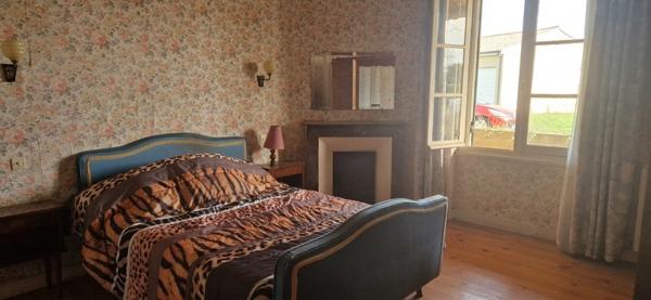 Maison à vendre |  Sainte-Bazeille |  8 pièces | 138 m²