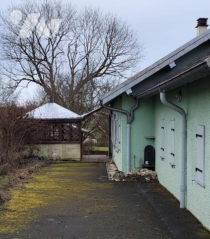 Maison à Vendre à Pierrefontaine-les-Varans (25510) en Doubs (25)

Cette maison d'une surface...