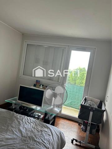 APPARTEMENT PRES COMMERCE ET LYCEE