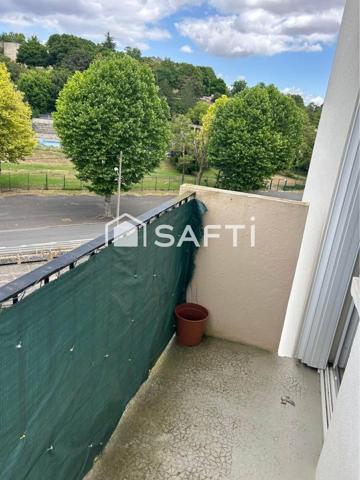 APPARTEMENT PRES COMMERCE ET LYCEE