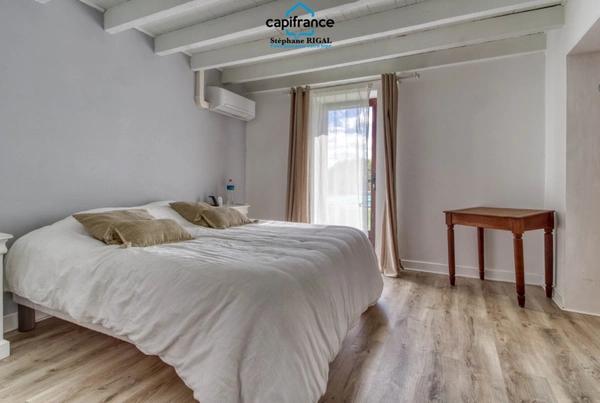 Propriete à vendre 9 pièces MONTAYRAL (47) 190m2 habitables sur terrain de 6689m2 avec piscine