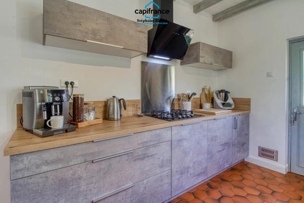 Propriete à vendre 9 pièces MONTAYRAL (47) 190m2 habitables sur terrain de 6689m2 avec piscine