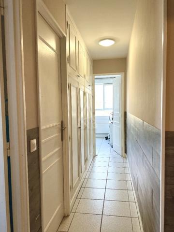 Appartement F4 dans une résidence privée