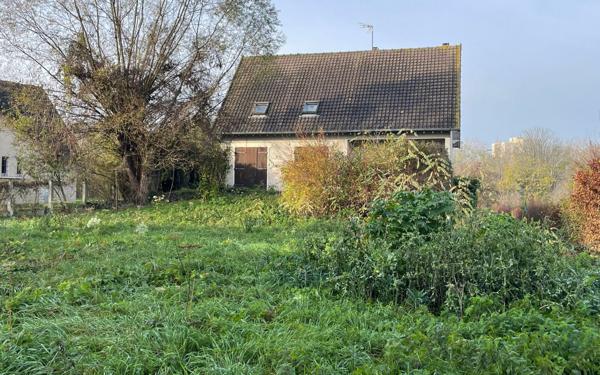 Maison à vendre    5 pièces • 140 m2 Éragny