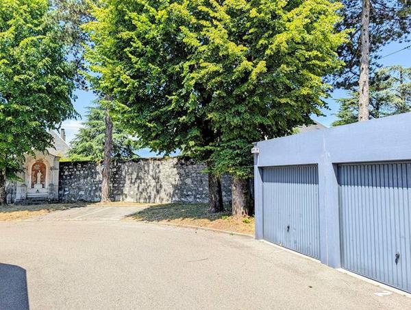 Appartement T4 92m2 de standing avec piscine - Proche centre de Chambéry