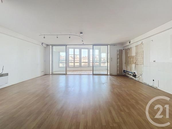 Appartement à vendre  4 pièces - 114,25 m 2   LA ROCHELLE  - 17