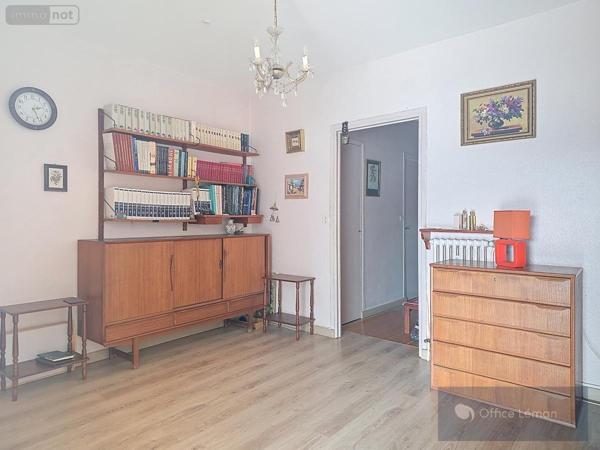 Appartement à vendre à Ferney-Voltaire dans l'Ain (01210), ref : 01047-797