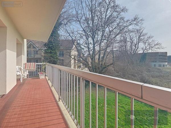 Appartement à vendre à Ferney-Voltaire dans l'Ain (01210), ref : 01047-797