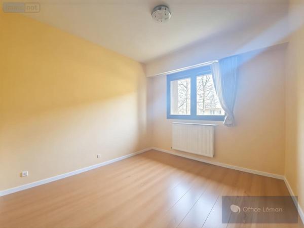 Appartement à vendre à Ferney-Voltaire dans l'Ain (01210), ref : 01047-797