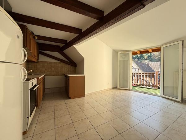 APPARTEMENT 3 PIÈCES - 88 M2 - BALCON - GARAGE - CALME