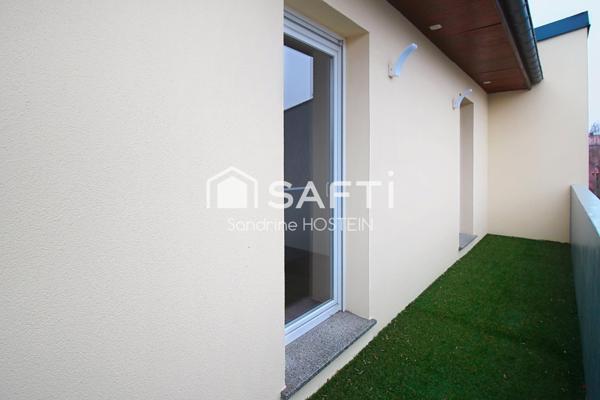 Bel appartement de 93m2 avec terrasses, cave et garage!