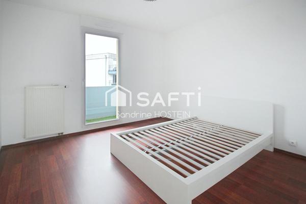 Bel appartement de 93m2 avec terrasses, cave et garage!