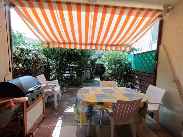Appartement 3 pièces en rez-de-jardin + parking privé