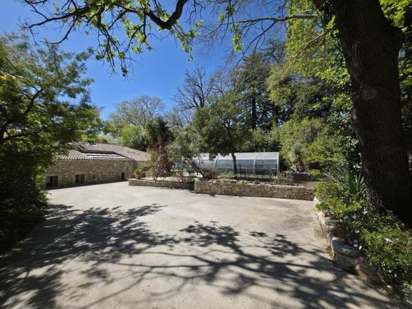 Maison à vendre |  Saint-Aunès |  7 pièces | 269 m²