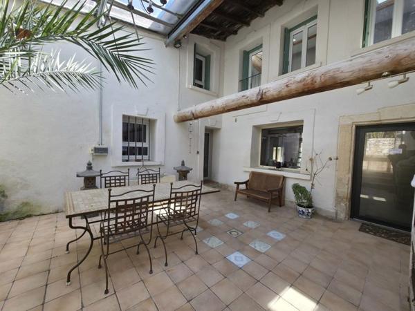 Maison à vendre |  Saint-Aunès |  7 pièces | 269 m²