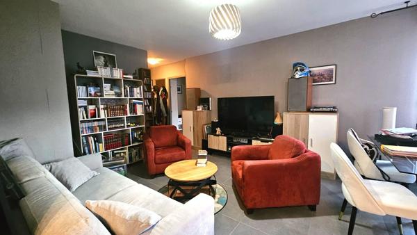 Appartement Albertville 2 pièce(s) 50 m2 avec cave et garage