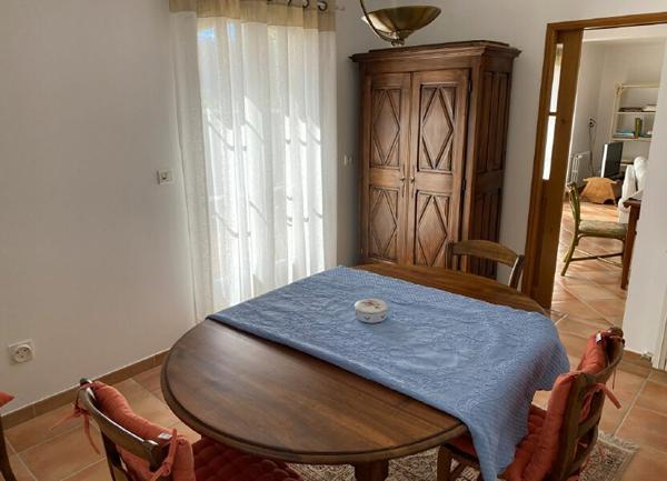 Maison à vendre    5 pièces •  Riez