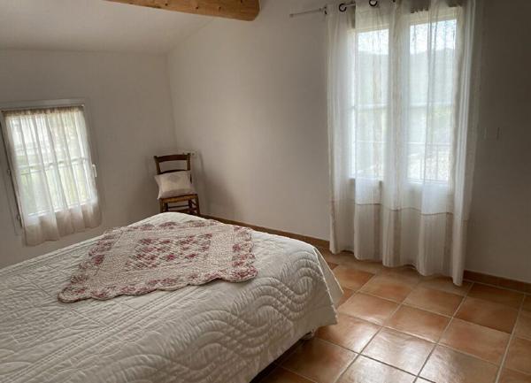 Maison à vendre    5 pièces •  Riez