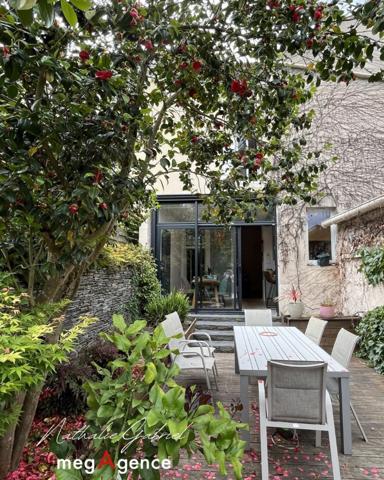 Maison à ANGERS, 49000 - 9 pièces 175m²