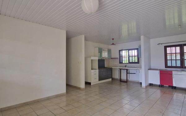 Maison à vendre    4 pièces •  Matoury