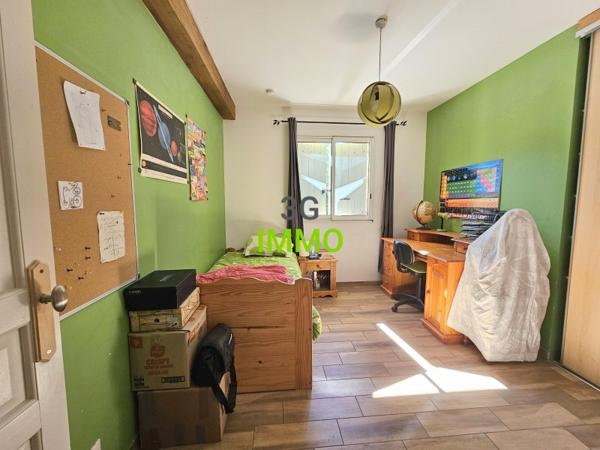 Vente / Maison et grand terrain à Uzès (30700)