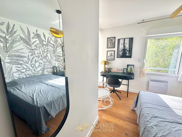 T3 dernier étage La Rochelle Ville en Bois - rooftop, terrasse et parking 574 750 € **  - Référence  MR734