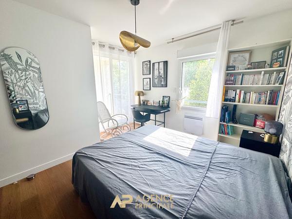 T3 dernier étage La Rochelle Ville en Bois - rooftop, terrasse et parking 574 750 € **  - Référence  MR734