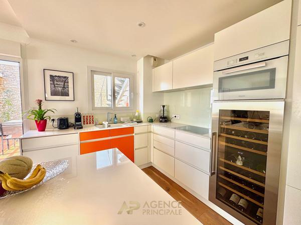 T3 dernier étage La Rochelle Ville en Bois - rooftop, terrasse et parking 574 750 € **  - Référence  MR734