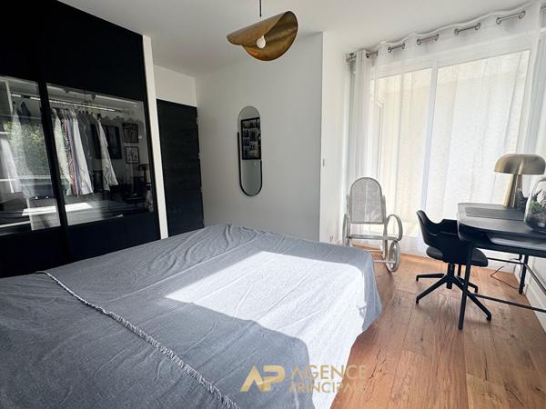 T3 dernier étage La Rochelle Ville en Bois - rooftop, terrasse et parking 574 750 € **  - Référence  MR734