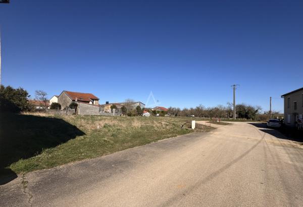 EXCLUSIVITÉ // VIONVILLE // TERRAIN VIABILISÉ // 4,48 ARES // 59 000