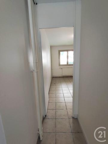 Appartement F2 à vendre  2 pièces - 31,03 m2 VAULX EN VELIN - 69