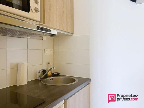 LA ROCHELLE (St Nicolas) - Studio orientée ouest d'environ 20 m2