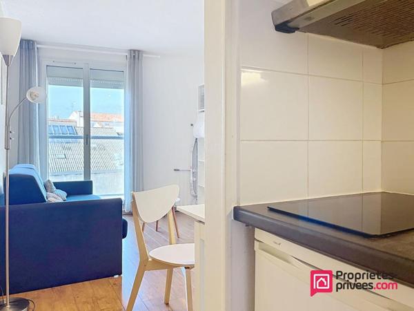 LA ROCHELLE (St Nicolas) - Studio orientée ouest d'environ 20 m2