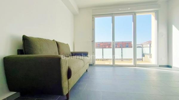 UNIQUE - à louer MEUBLÉ 2 pièces avec balcon et 2 stationnements - FLEVILLE DEVANT NANCY (54)