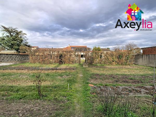 Riorges (42153) A VENDRE - RIORGES - MAISON 4 CHAMBRES AVEC TERRAIN DE 1514 M2