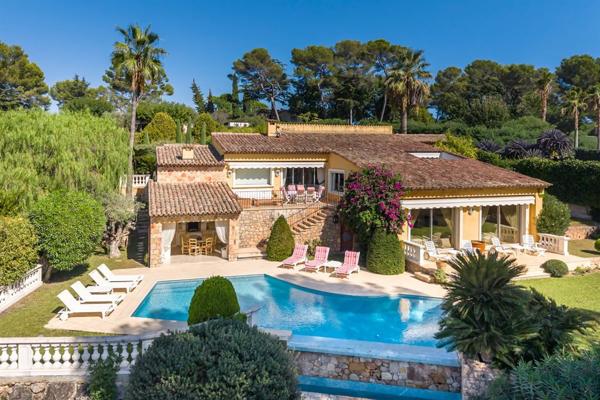 Vente Maison provençale de luxe Mougins 7 Pièces 245 m²