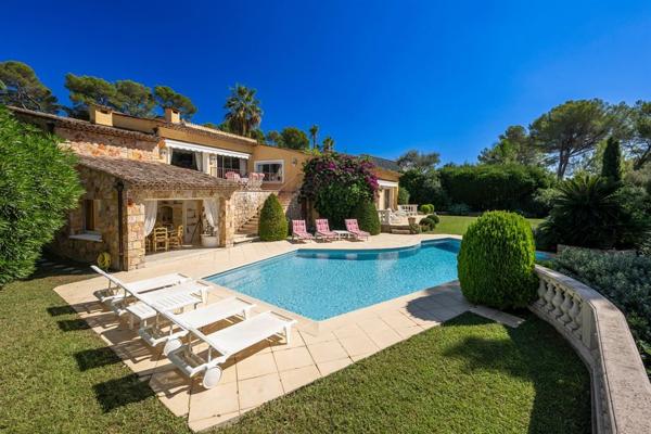 Vente Maison provençale de luxe Mougins 7 Pièces 245 m²