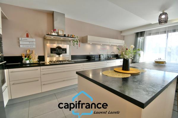 Maison à vendre 6 pièces - DPE A - plain pied - piscine - garage - jardin