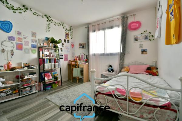 Maison à vendre 6 pièces - DPE A - plain pied - piscine - garage - jardin