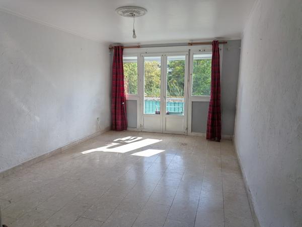 Tourcoing (59200) Tourcoing - Appartement de 85,70 m2 - 4 chambres - Balcon - Garage