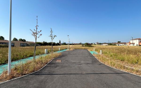 Terrain à vendre    Mazères