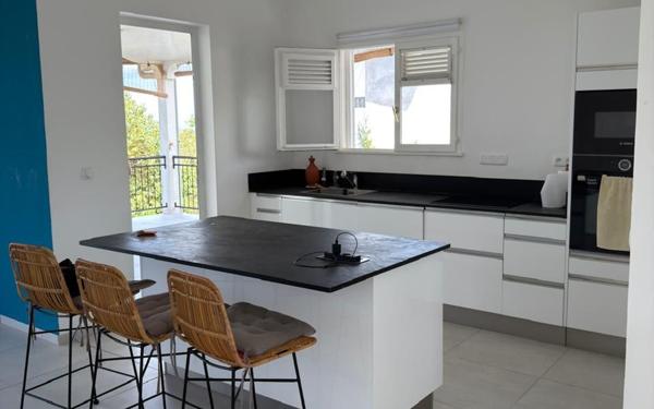 Appartement à louer    4 pièces •  Ducos