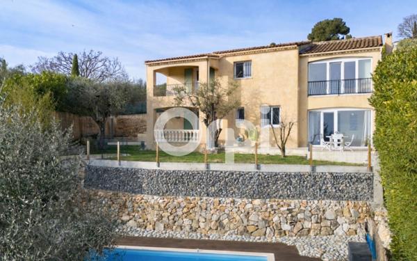 Maison à vendre    5 pièces •  Le Tignet