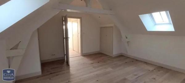 Appartement à louer 2 pièces 60.27m² Orléans (45000)